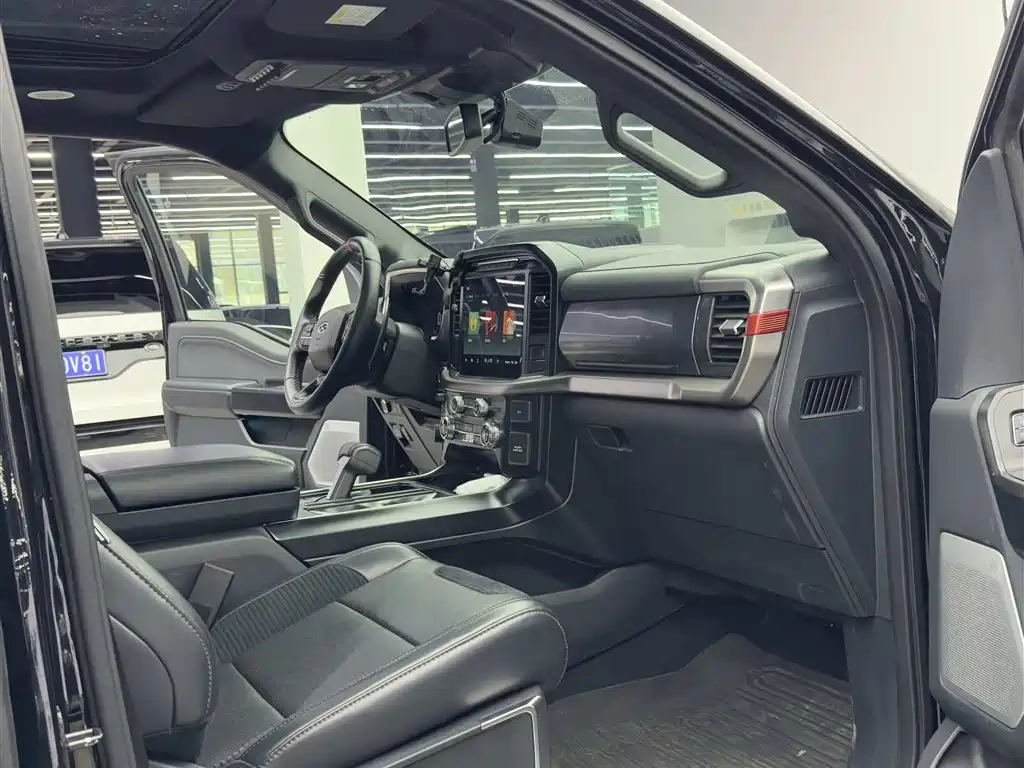 Ford F-150 Raptor — фото 8