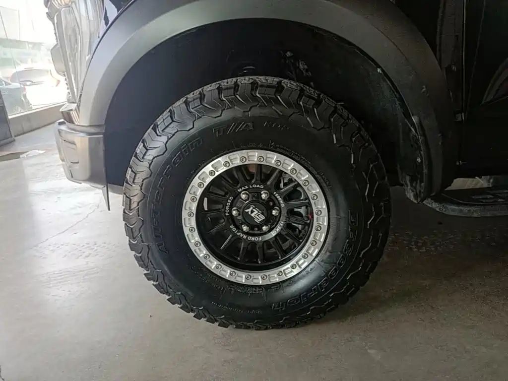 Ford F-150 Raptor — фото 23