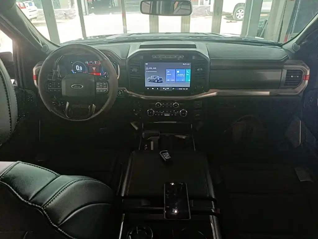 Ford F-150 Raptor — фото 10