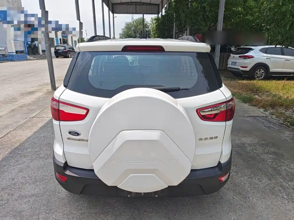 Ford Ecosport — фото 6