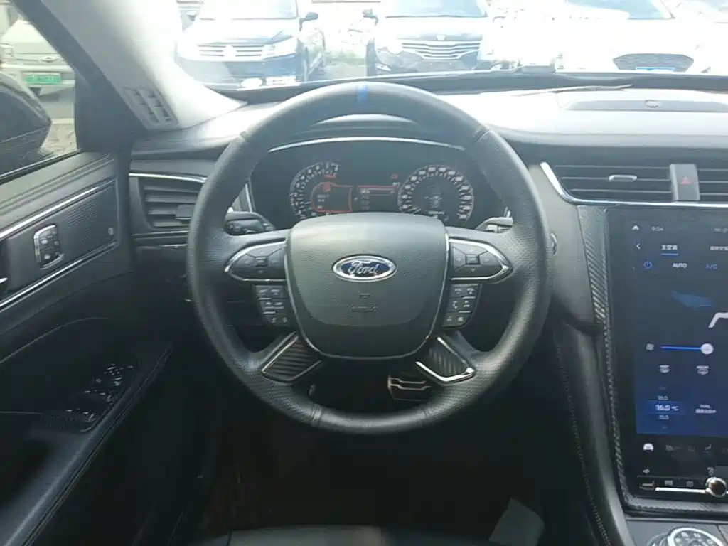 Ford Taurus — фото 11