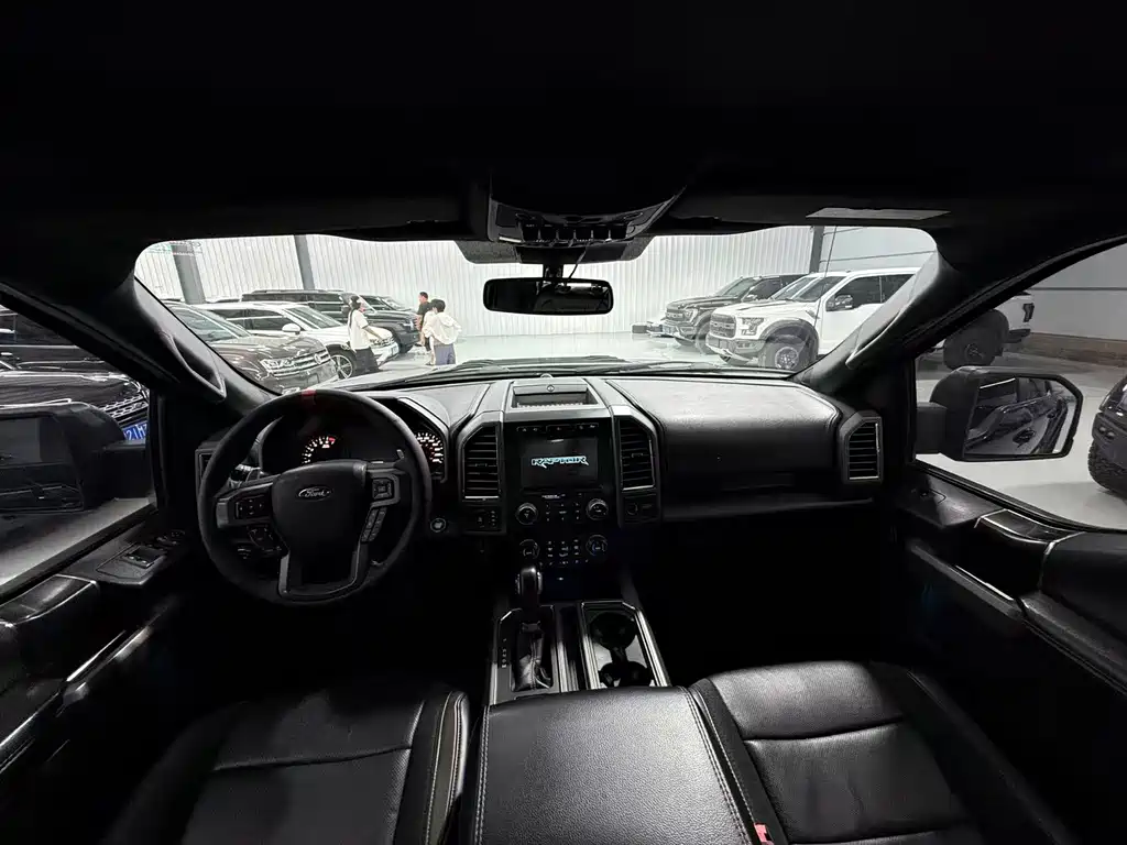 Ford F-150 Raptor — фото 6