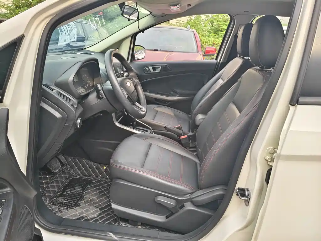 Ford Ecosport — фото 3