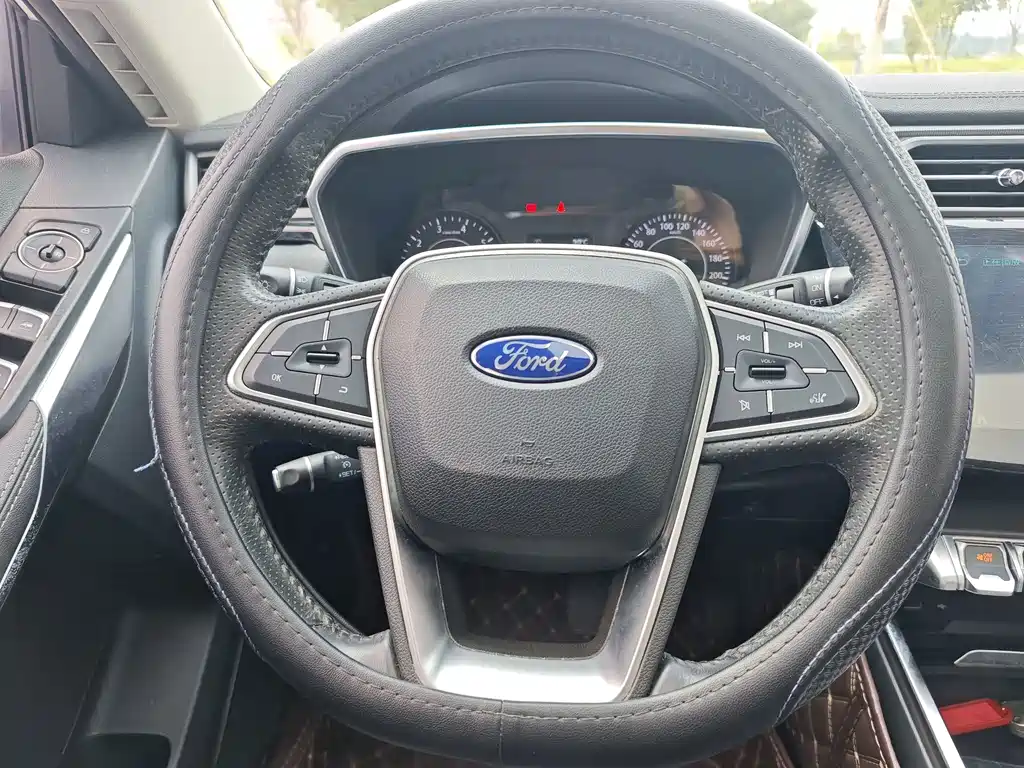 Ford Territory — фото 14