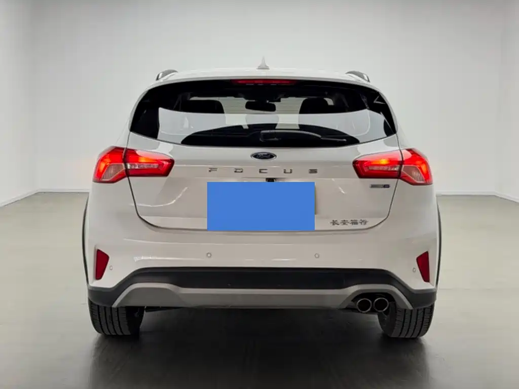 Ford Focus Active — фото 4