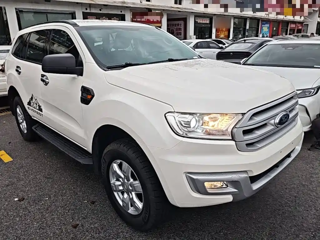 Ford Everest — фото 4