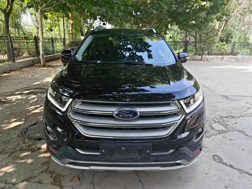 Ford Edge — фото 3