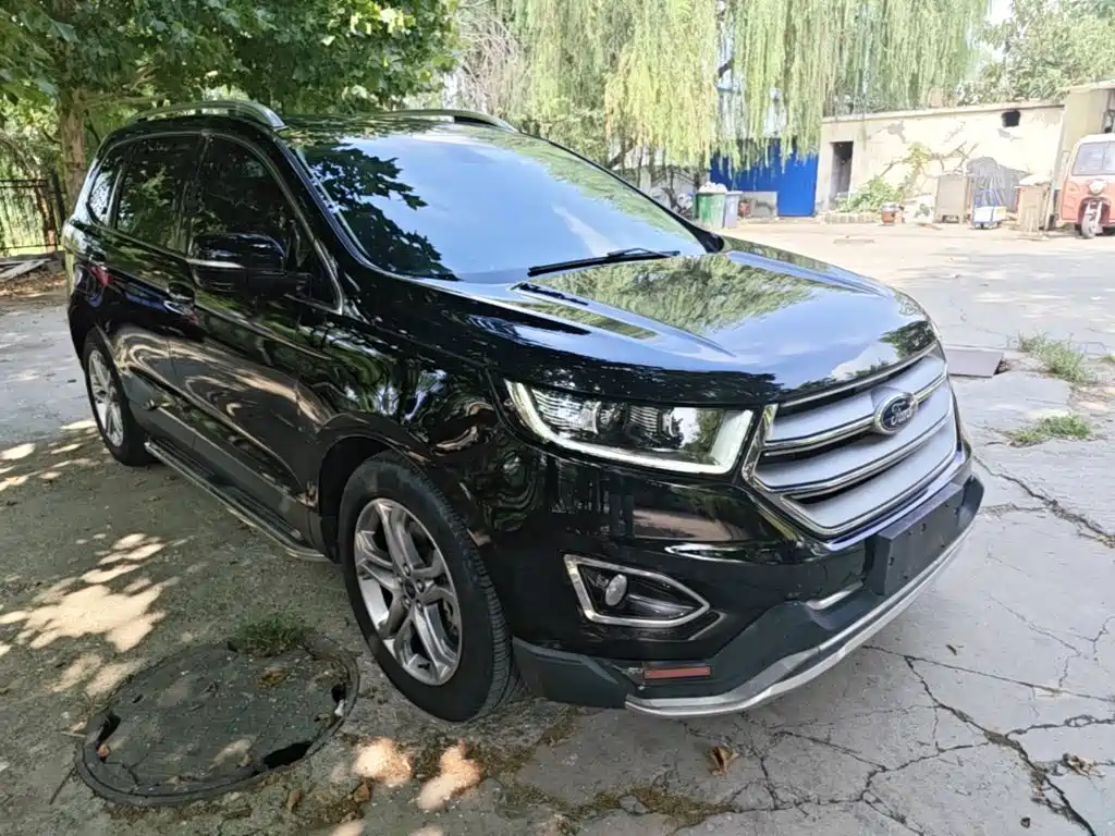Ford Edge — фото 4