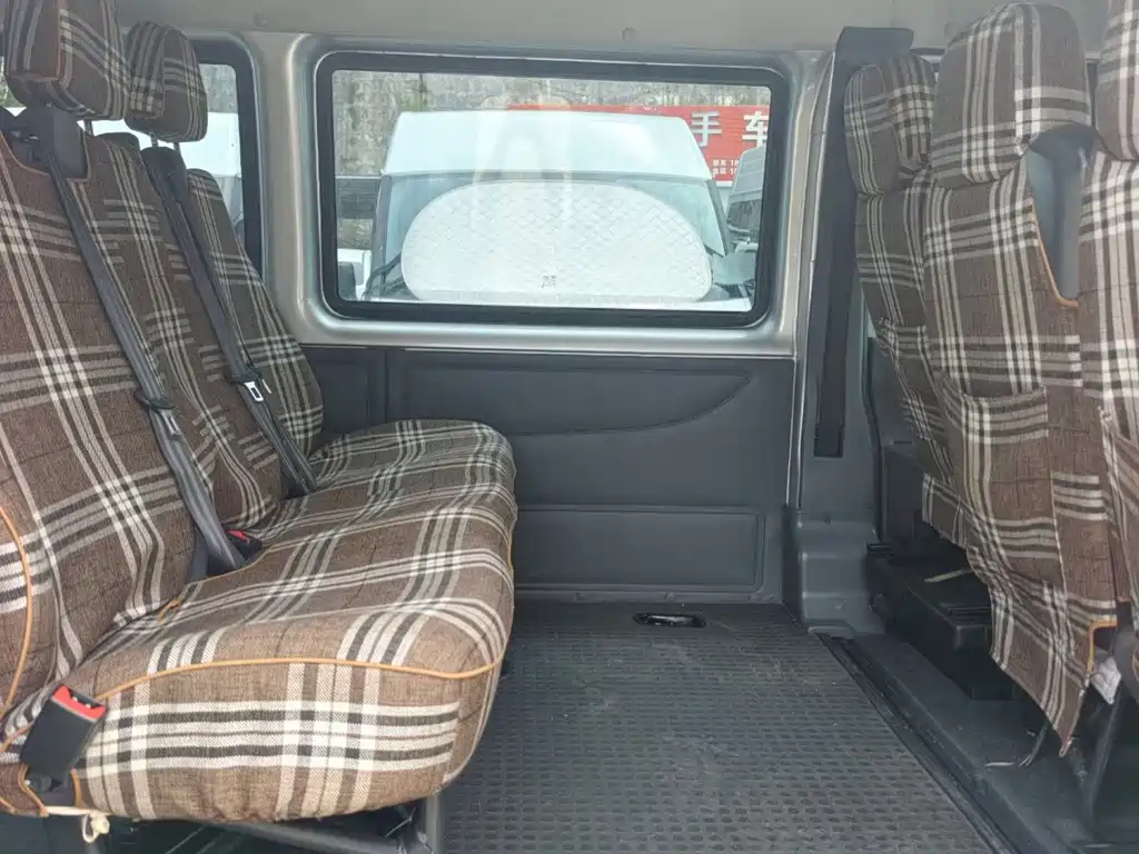 Ford Transit Custom — фото 4
