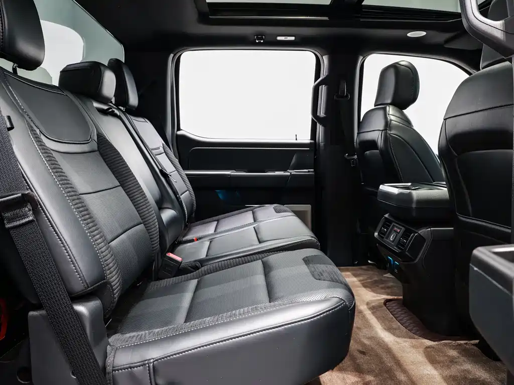 Ford F-150 Raptor — фото 10