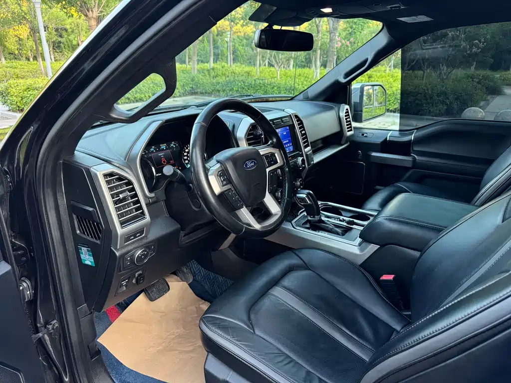 Ford F-150 Raptor — фото 9