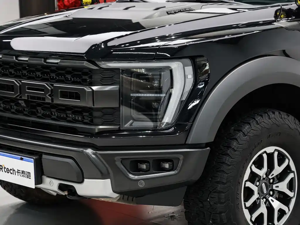 Ford F-150 Raptor — фото 8