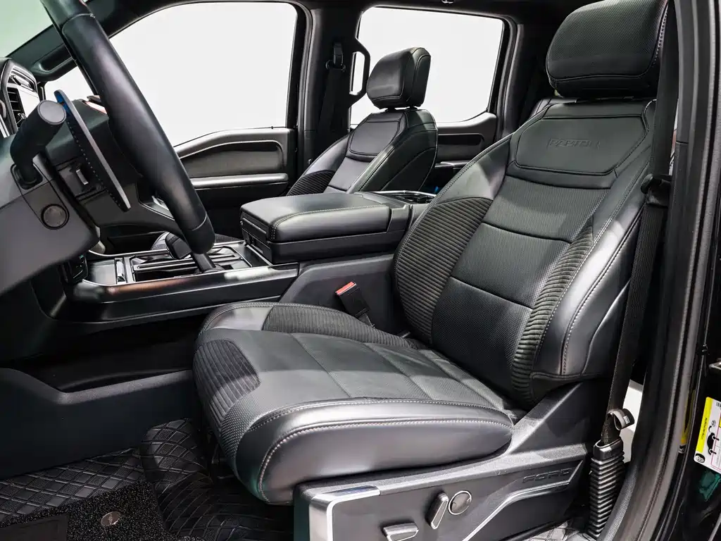 Ford F-150 Raptor — фото 10