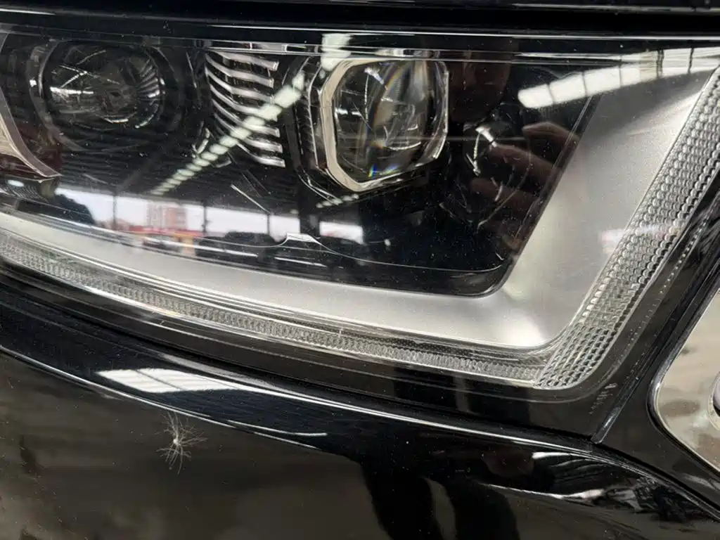 Ford Edge — фото 24