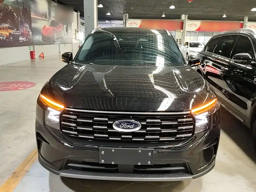 Ford Edge — фото 3