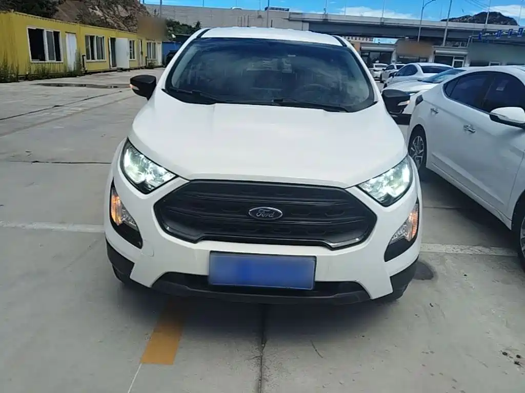Ford Ecosport — фото 3