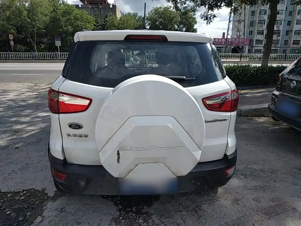 Ford Ecosport — фото 6