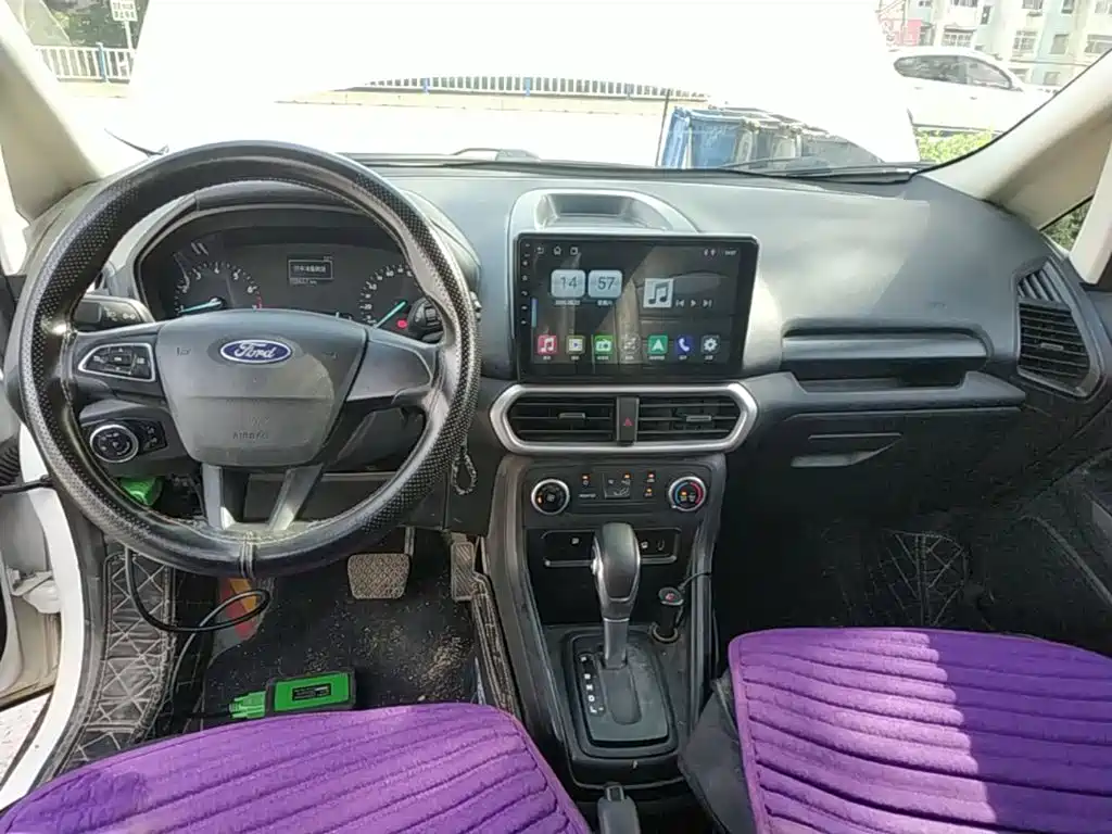 Ford Ecosport — фото 10