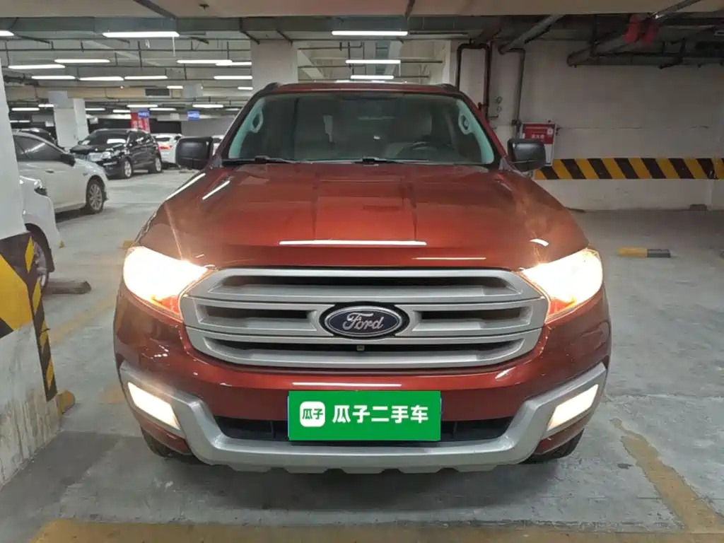 Ford Everest — фото 3