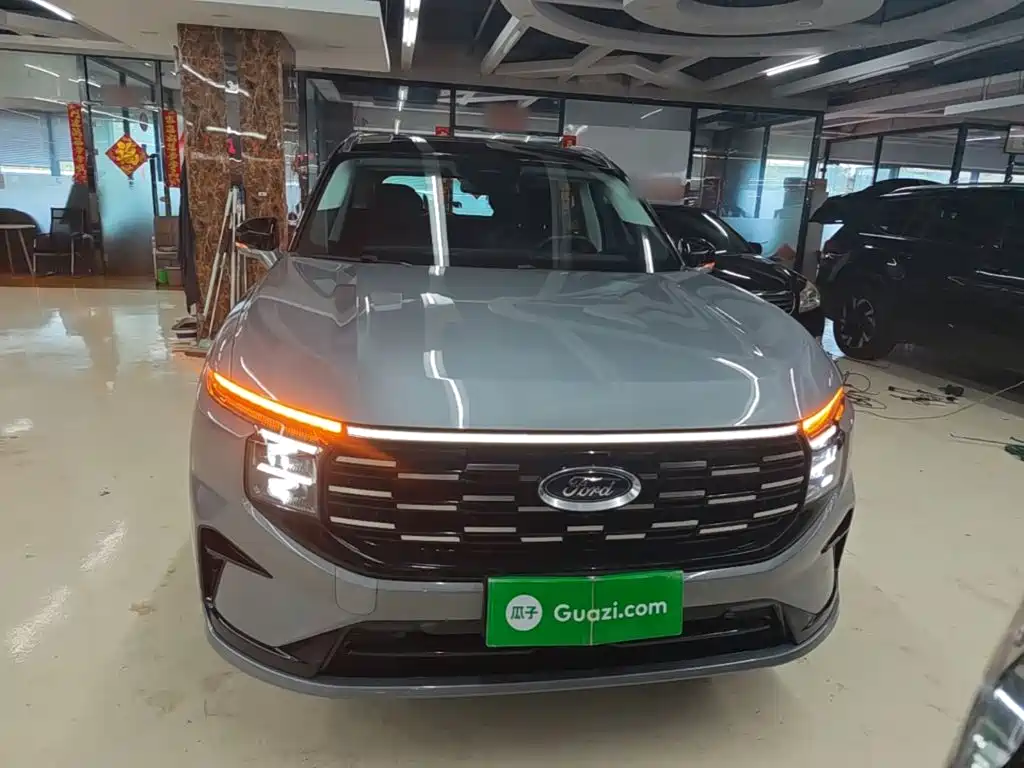 Ford Edge — фото 3