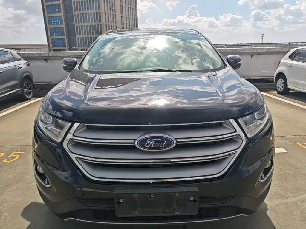 Ford Edge — фото 3