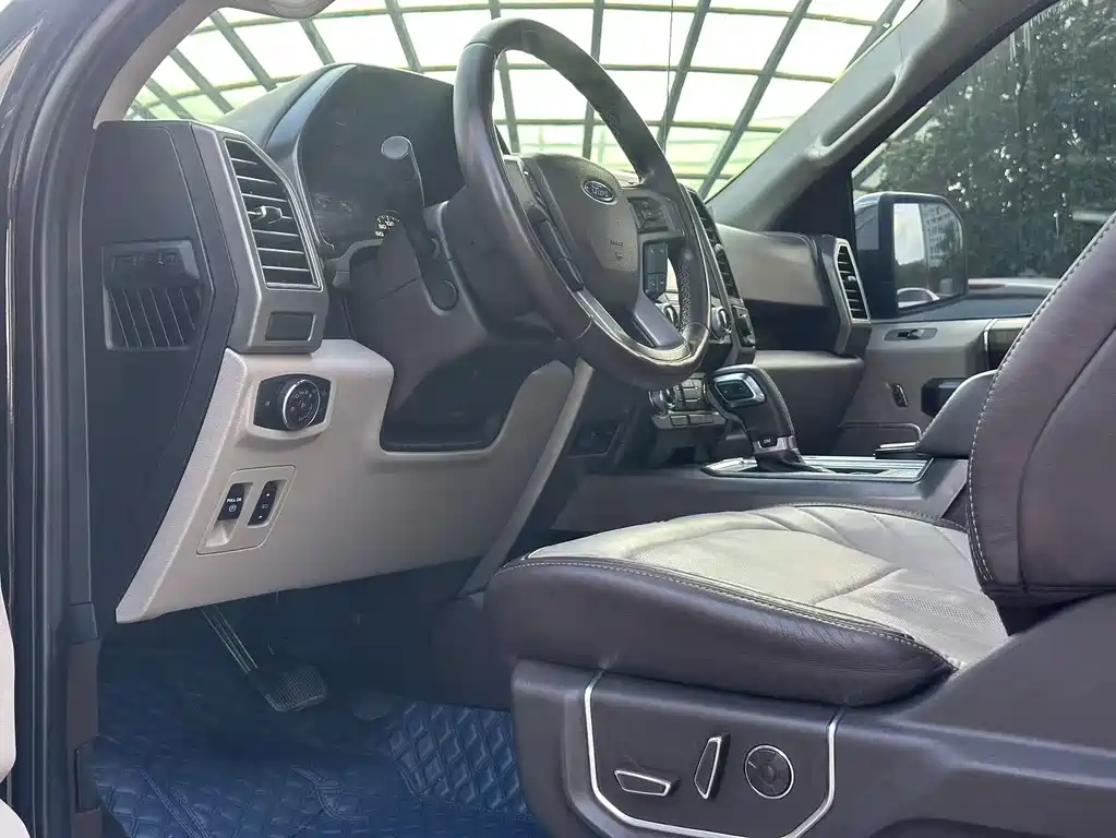 Ford F-150 Raptor — фото 8