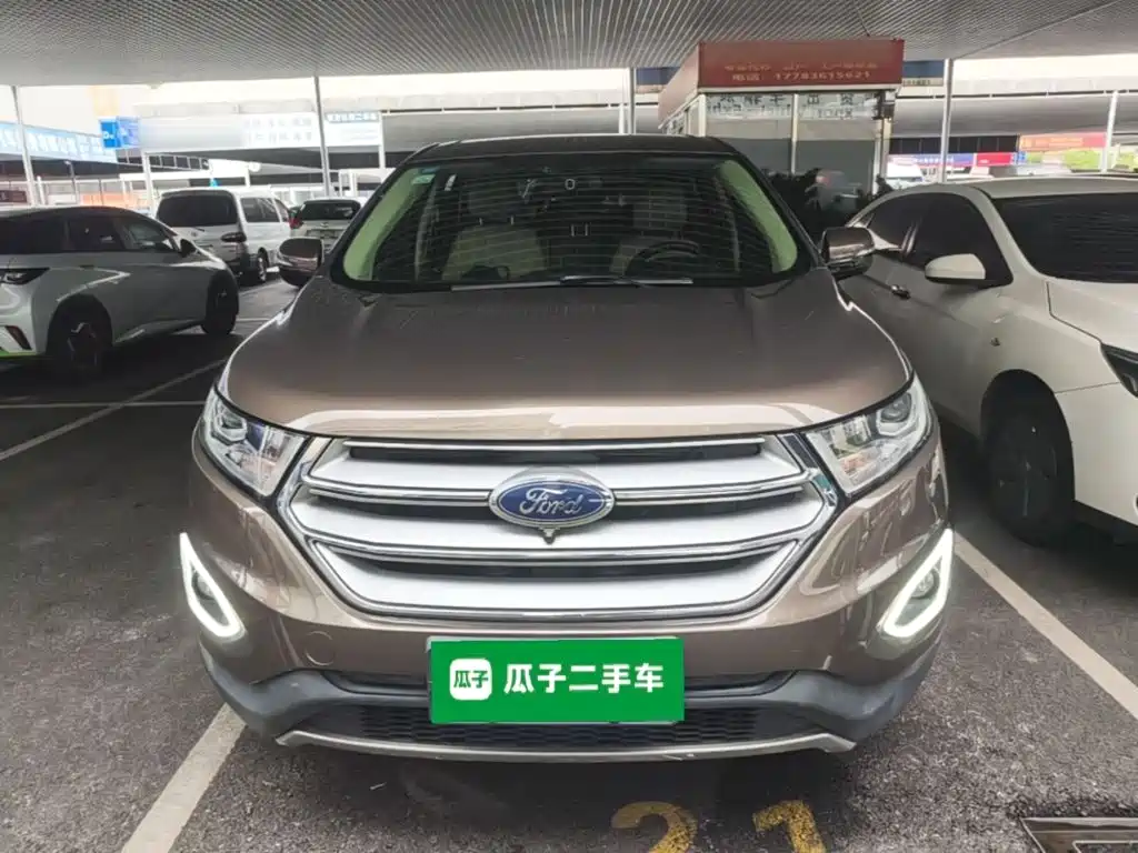Ford Edge — фото 3