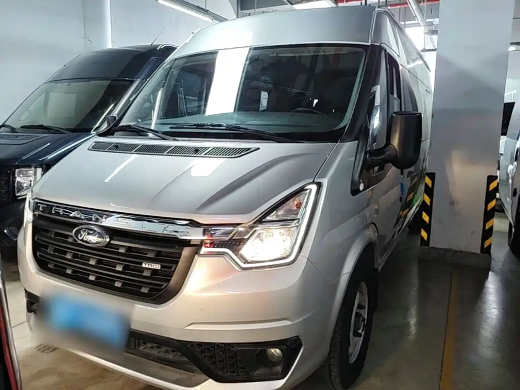 Ford Transit Custom — фото 3