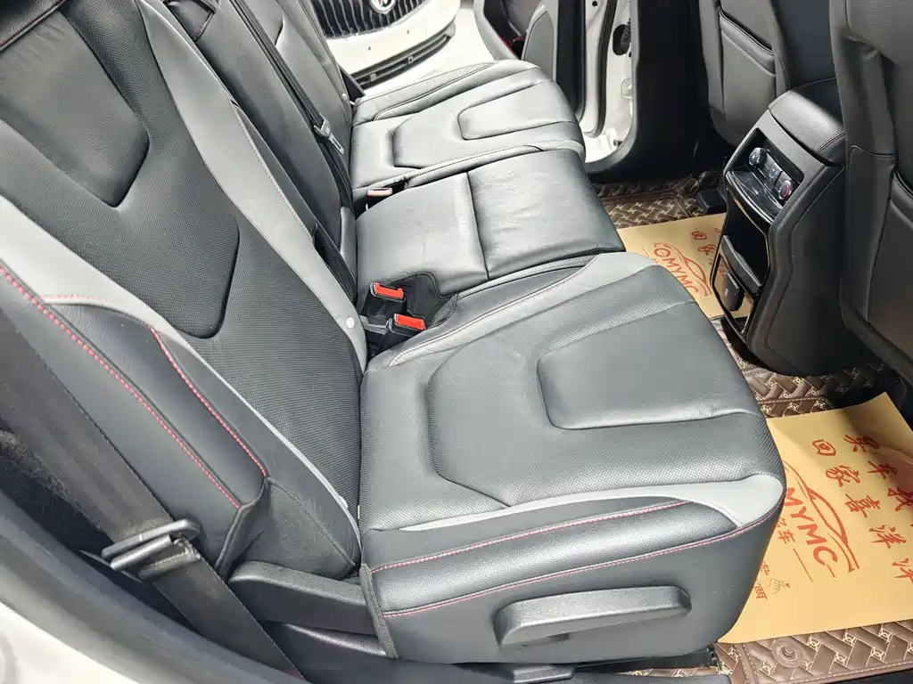 Ford Edge — фото 10