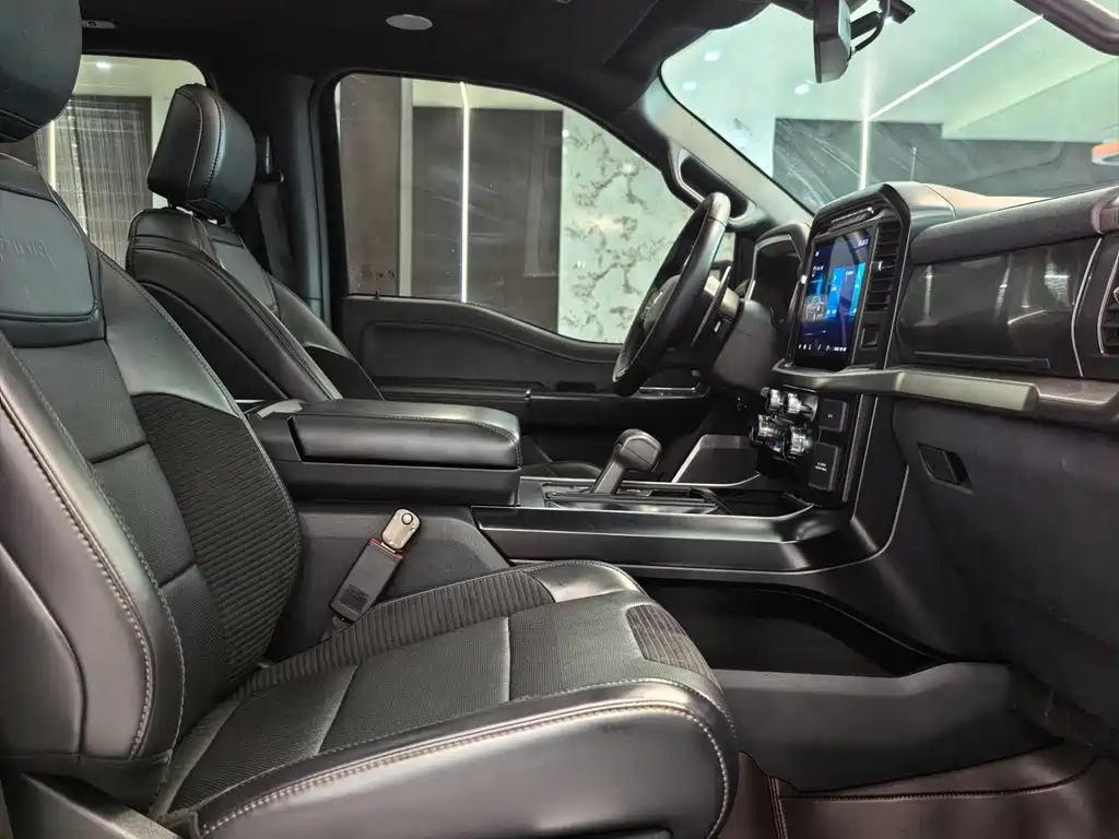 Ford F-150 Raptor — фото 6
