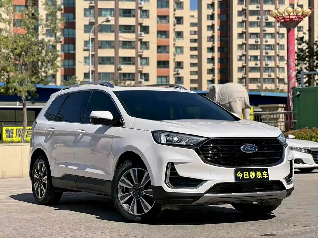 Ford Edge — фото 3