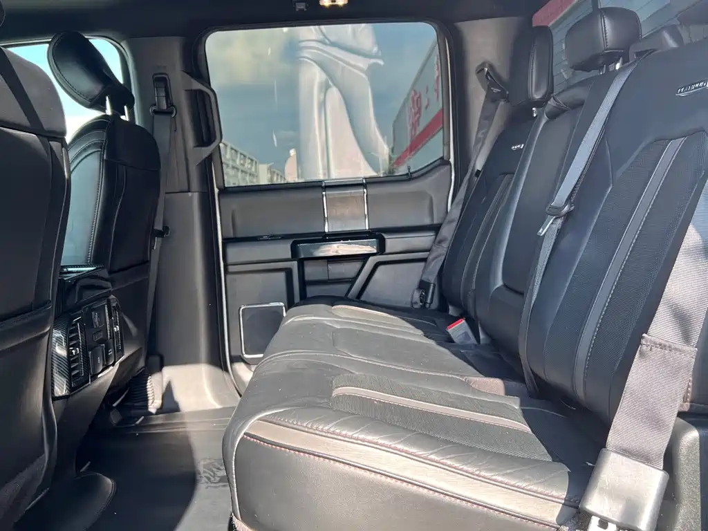 Ford F-150 Raptor — фото 5