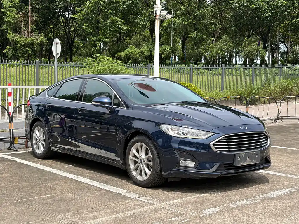 Ford Mondeo — фото 3