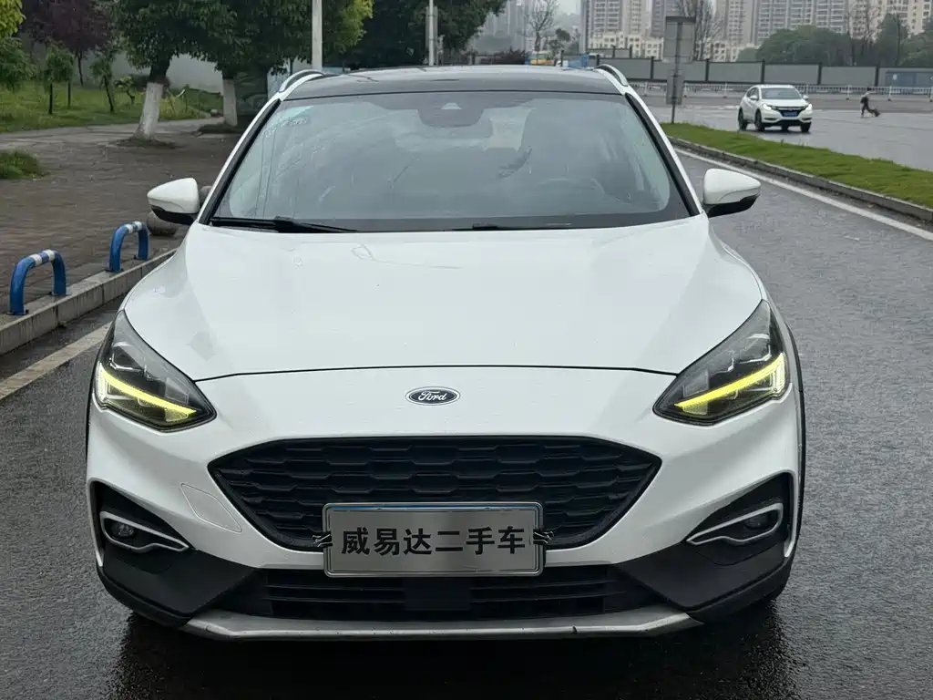 Ford Focus Active — фото 2