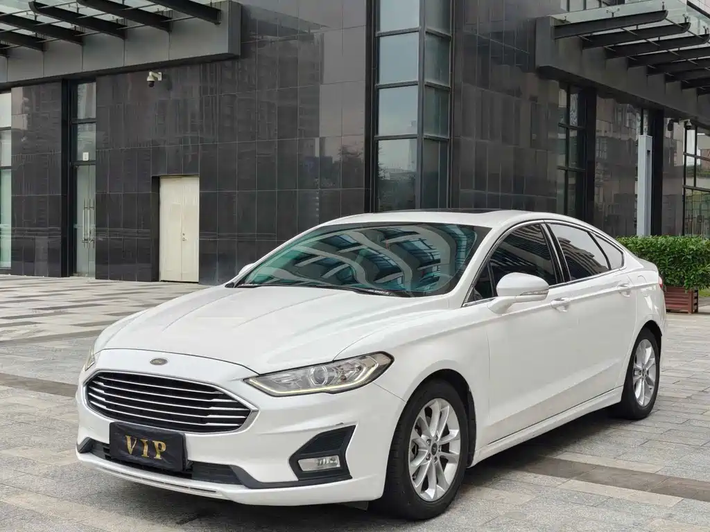 Ford Mondeo — фото 3