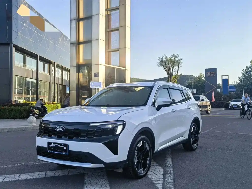 Ford Equator Sport