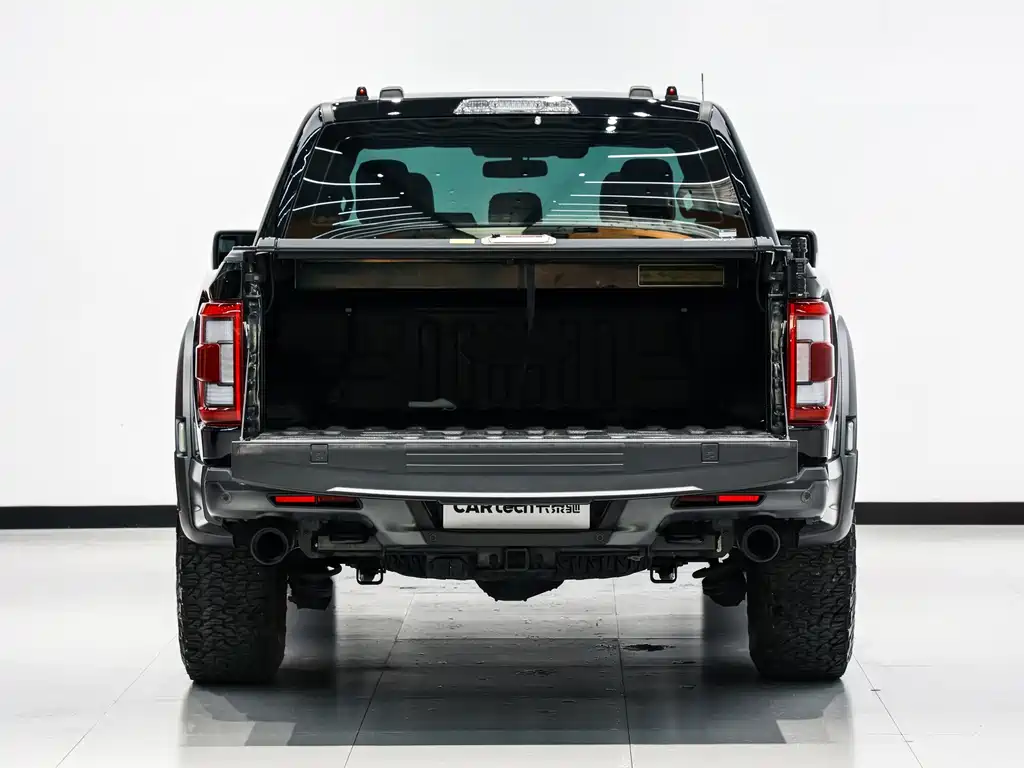 Ford F-150 Raptor — фото 13