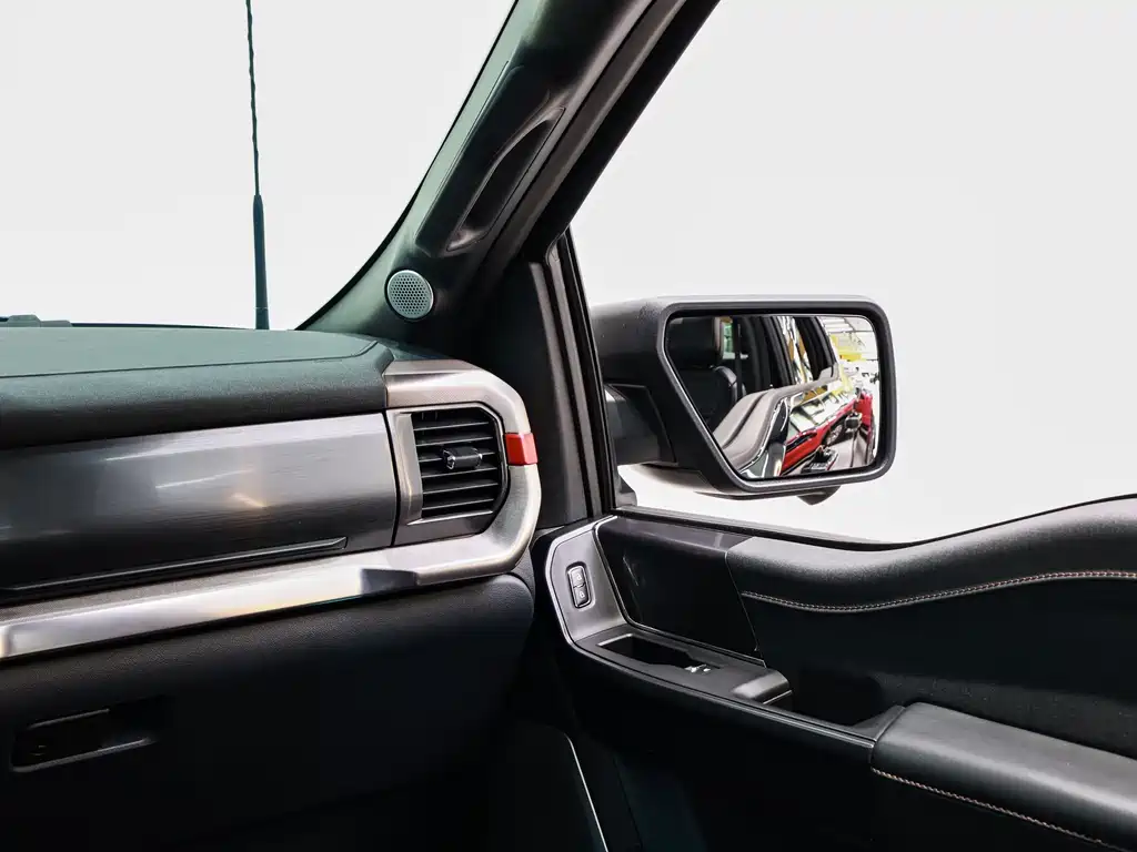 Ford F-150 Raptor — фото 20