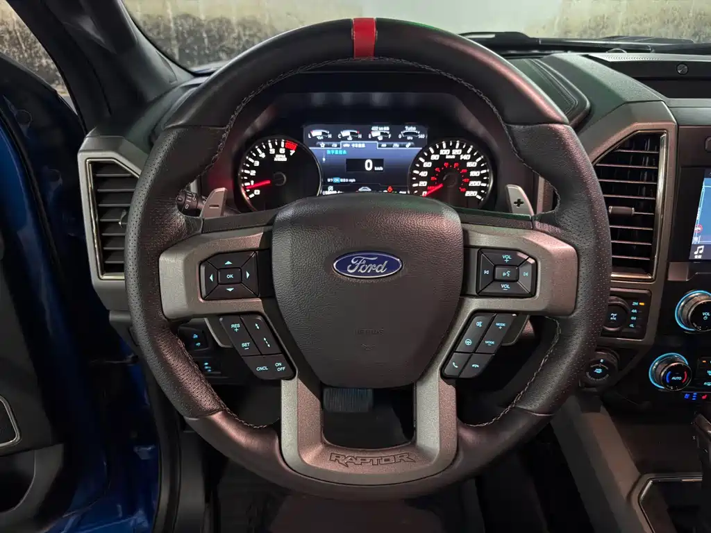 Ford F-150 Raptor — фото 4