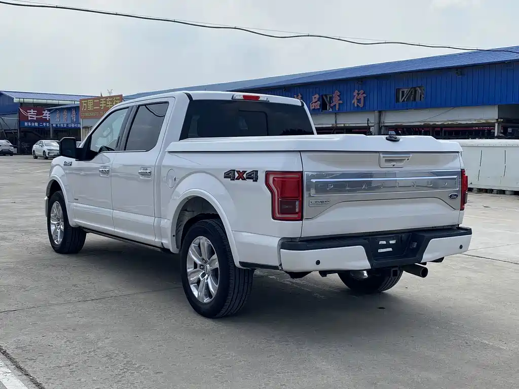 Ford F-150 Raptor — фото 7