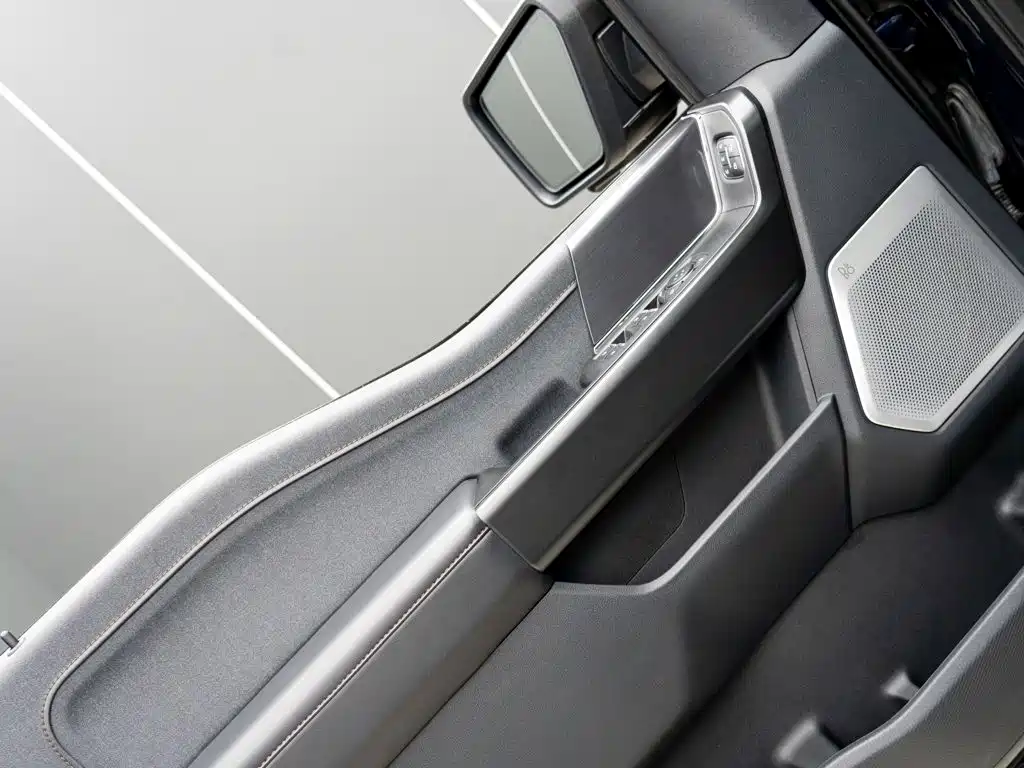 Ford F-150 Raptor — фото 11