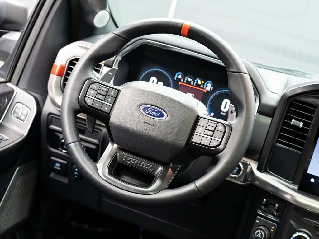 Ford F-150 Raptor — фото 16