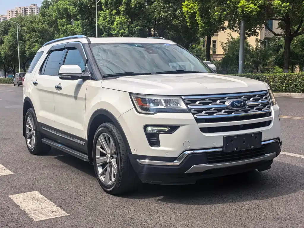 Ford Explorer (Import) — фото 3