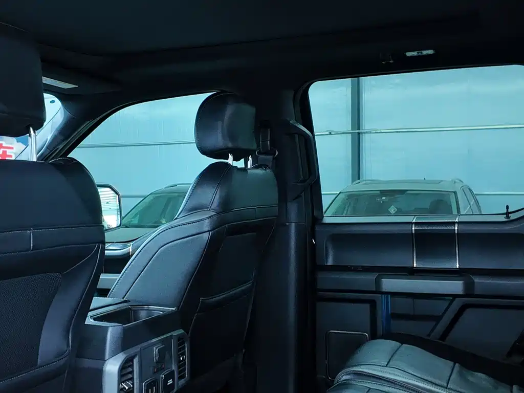 Ford F-150 Raptor — фото 17