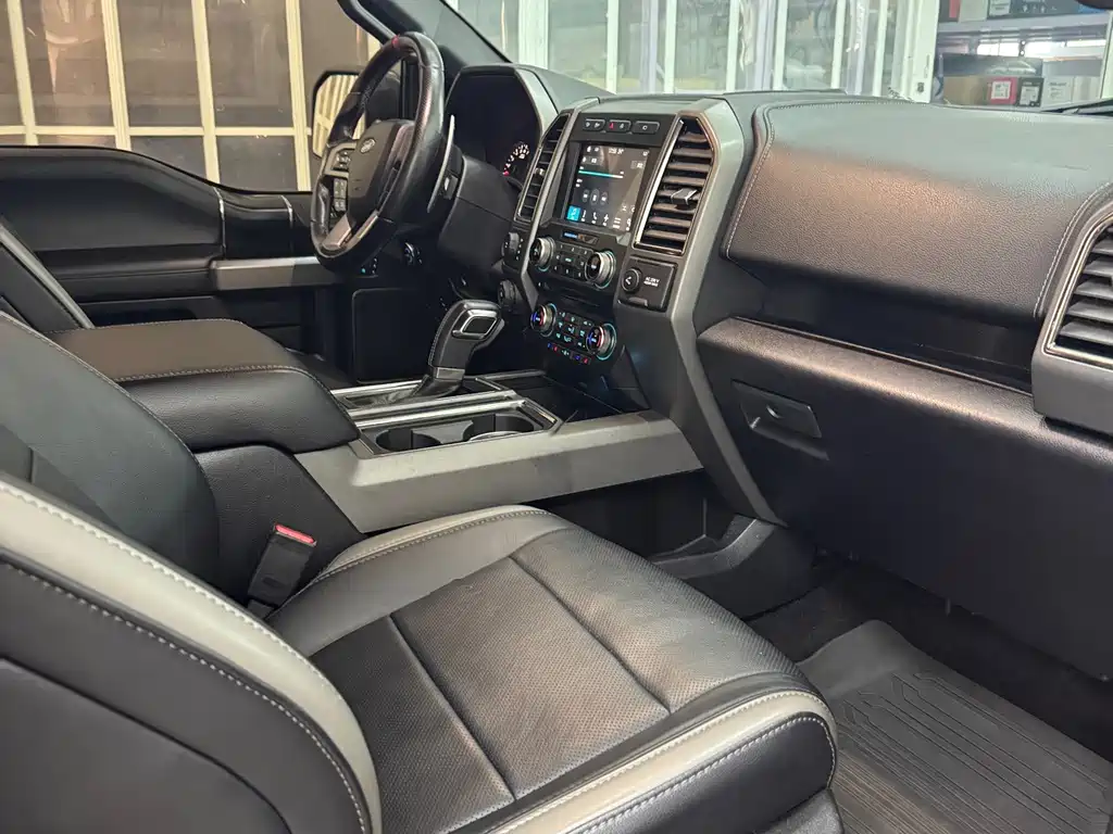 Ford F-150 Raptor — фото 6