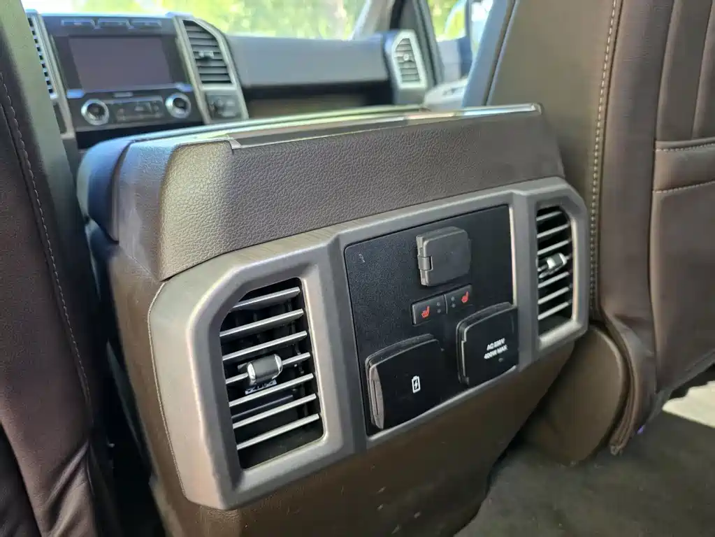 Ford F-150 Raptor — фото 6