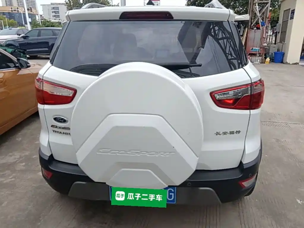 Ford Ecosport — фото 6