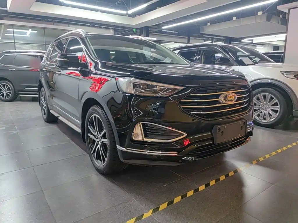 Ford Edge — фото 4