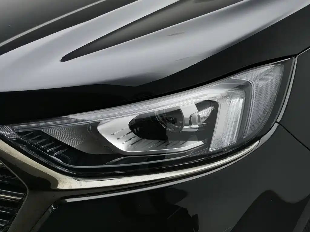 Ford Edge — фото 7