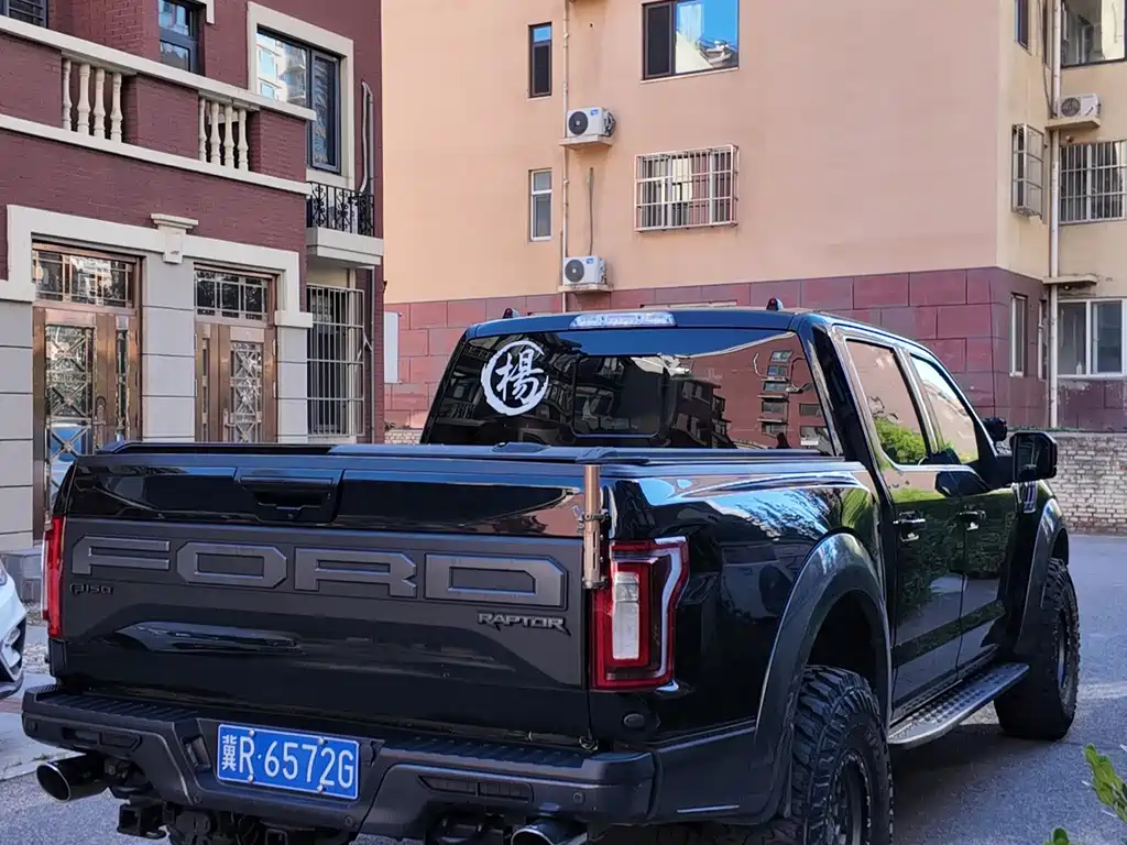 Ford F-150 Raptor — фото 7